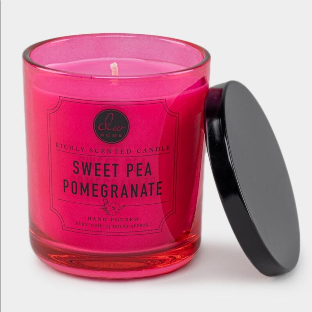 Sweet Pea Pomegranate and fresh mango candle